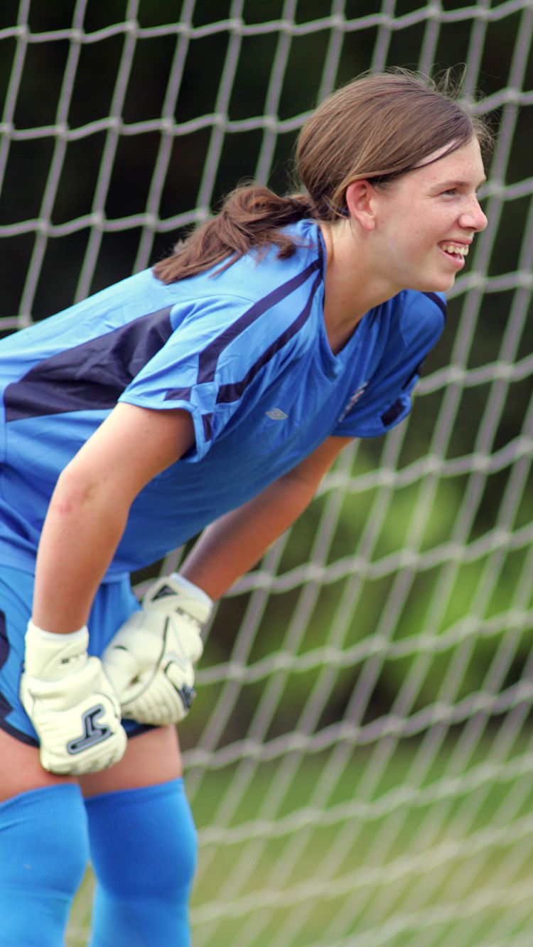 Carly Telford training with the England Women's U19s squad