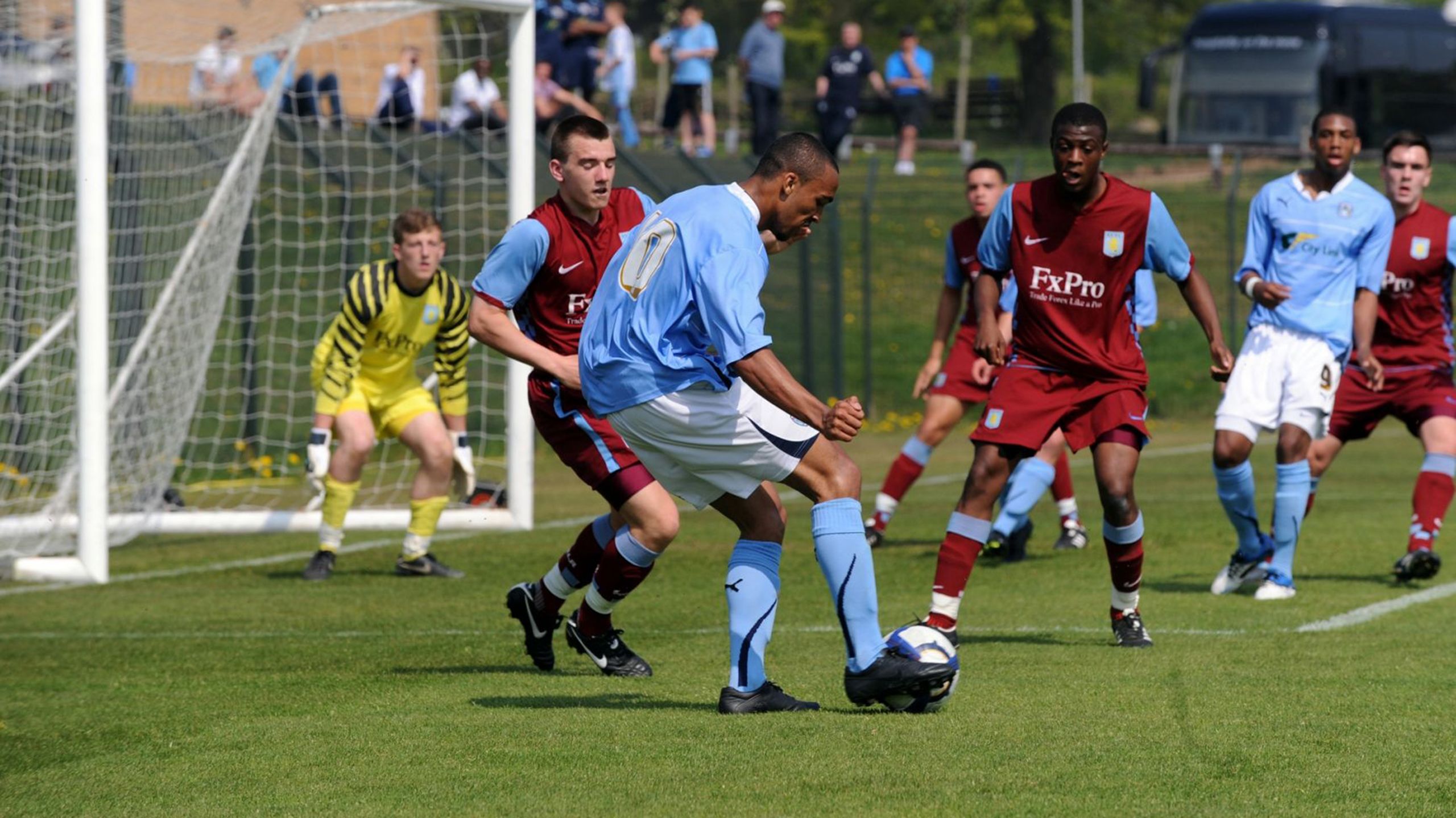 Callum Wilson with the Coventry City Academy. Photo courtesy of Coventry City FC
