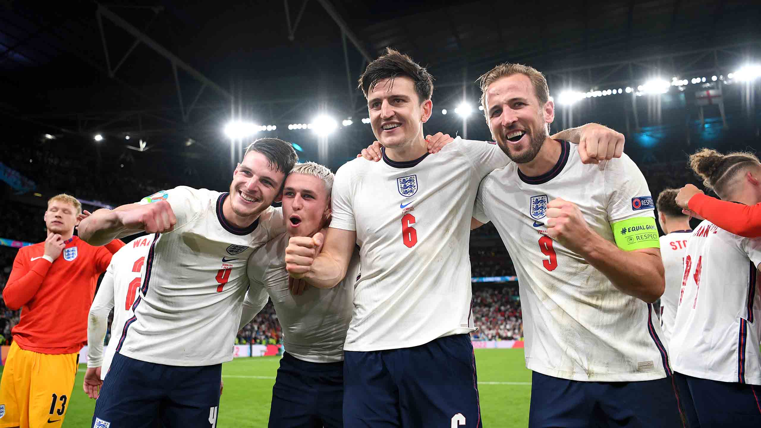 England players celebrating